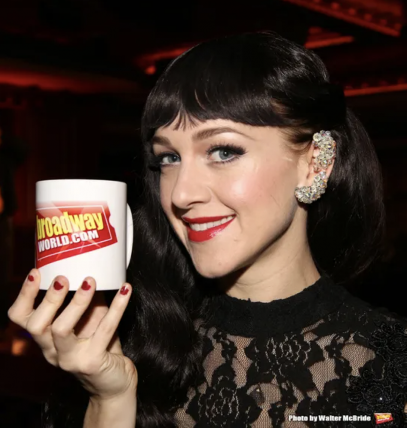 Wake Up With BWW 12/11: THE GRINCH MUSICAL Reviews, and More! Image