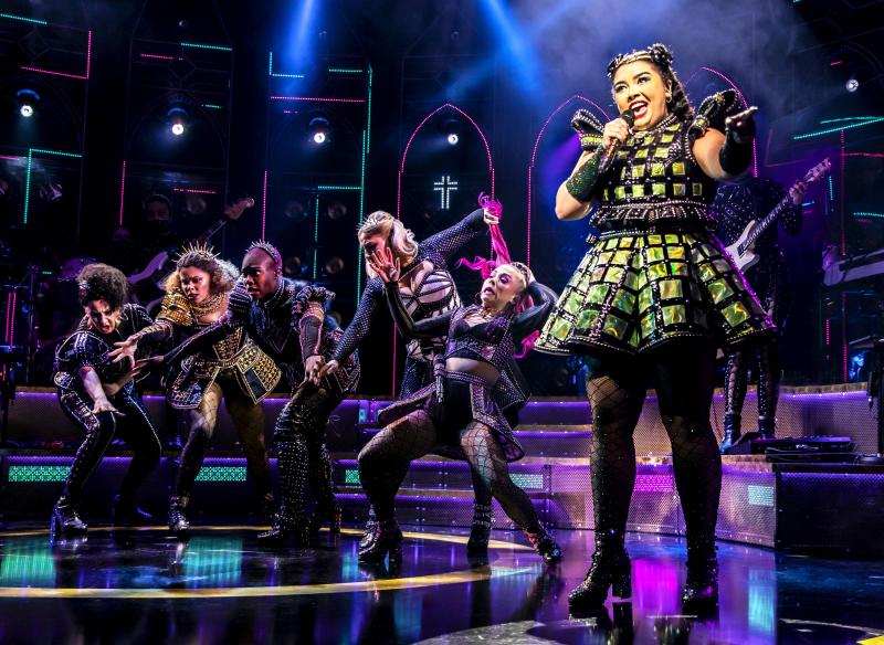 Photo Flash: First Look at Re-Opened SIX at West End's Lyric Theatre Image