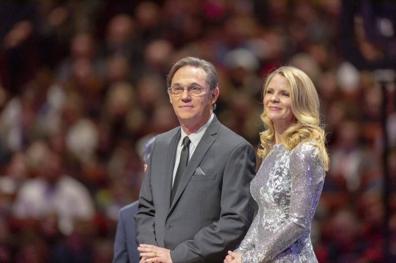 Feature: CHRISTMAS WITH THE TABERNACLE CHOIR FEATURING KELLI O'HARA AND RICHARD THOMAS Image