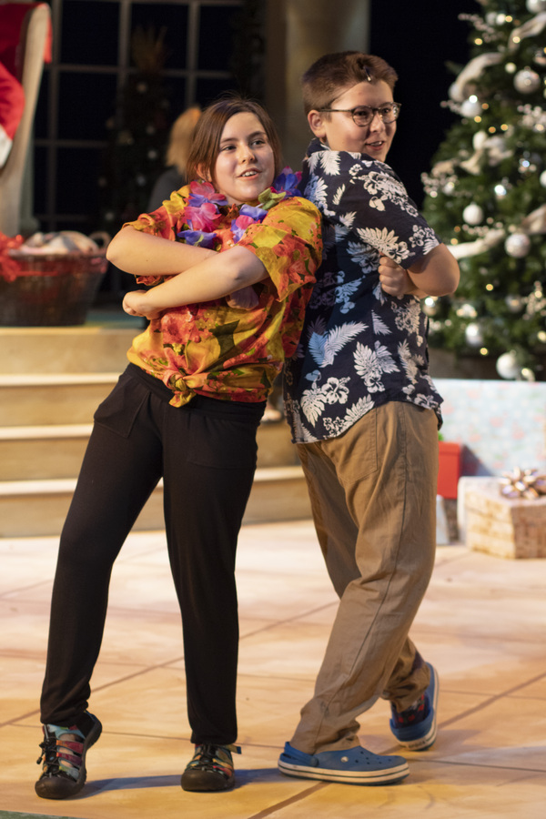 Photo Flash: Check Out City Circle Theatre Company's A CHRISTMAS CABARET Image