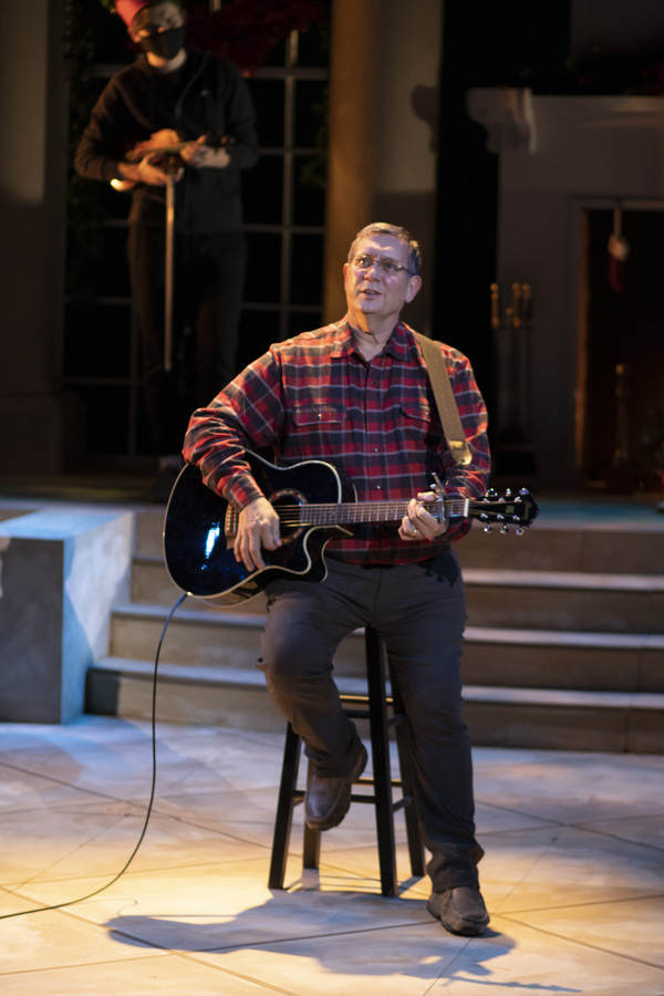Photo Flash: Check Out City Circle Theatre Company's A CHRISTMAS CABARET Image