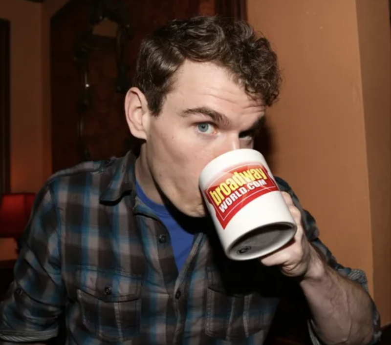 Wake Up With BWW 12/16: Broadway-Bound HOUDINI Musical in the Works, and More! Image