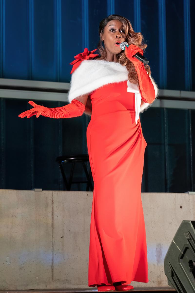 Photo Flash: ZACH Theatre Presents Songs Under the Stars: A ROCKIN' HOLIDAY CONCERT Image