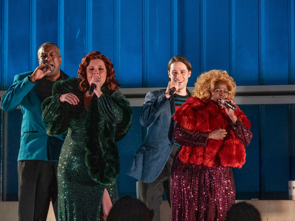 Photo Flash: ZACH Theatre Presents Songs Under the Stars: A ROCKIN' HOLIDAY CONCERT Image