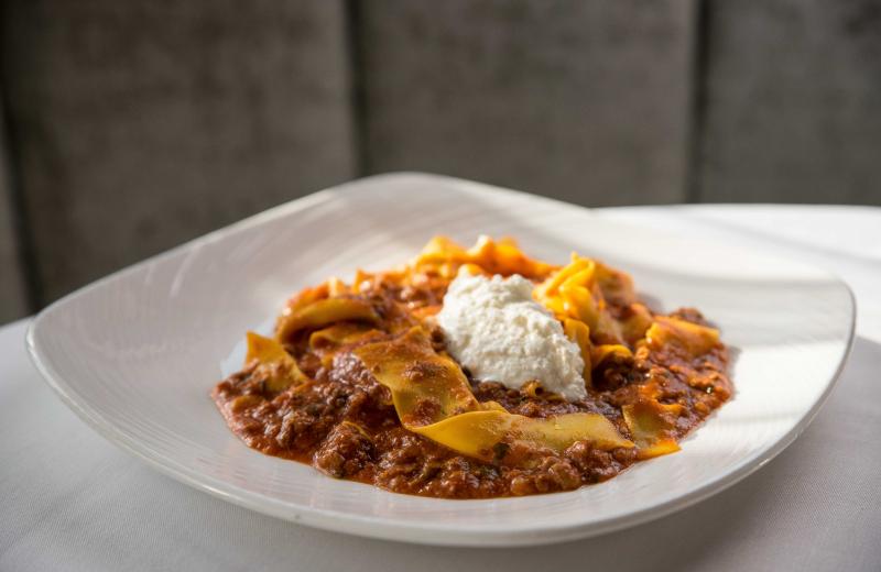 LONG ISLAND RESTAURANTS-Three Choices Image