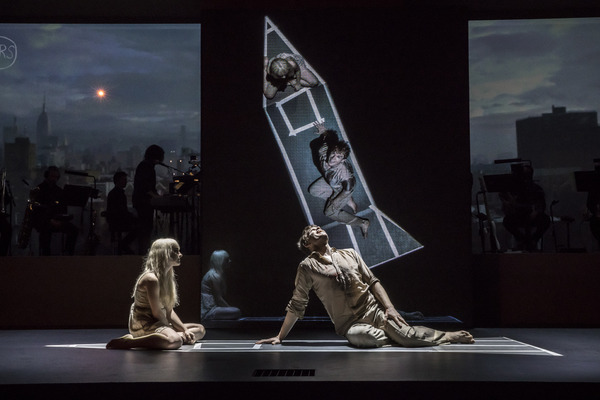 BWW Flashback: Relive David Bowie's Musical Masterpiece, LAZARUS Image