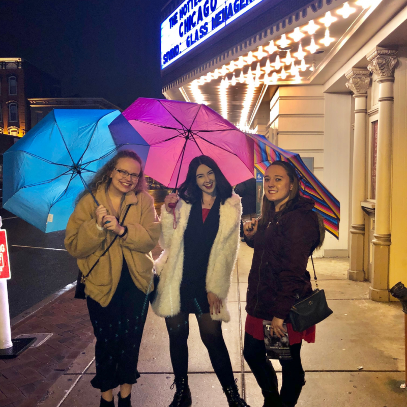BWW Blog: Dressing for Broadway Image
