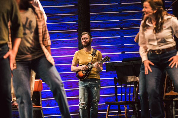 Photo Flash: First Look at the Melbourne Production of COME FROM AWAY Image