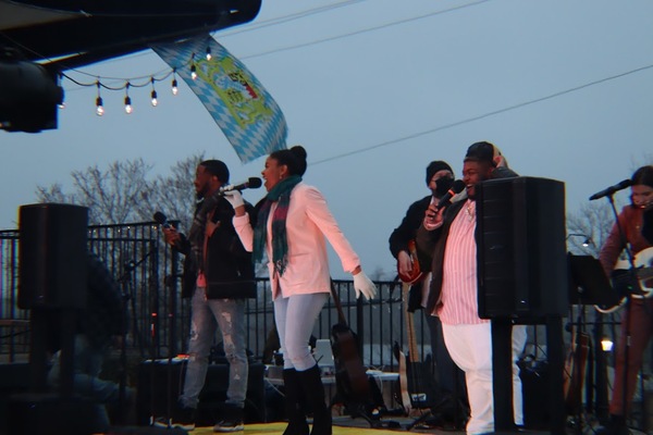 Photo Flash: Inside Aurora Theatre's LOVE MIX: A VALENTINE'S CABARET Image