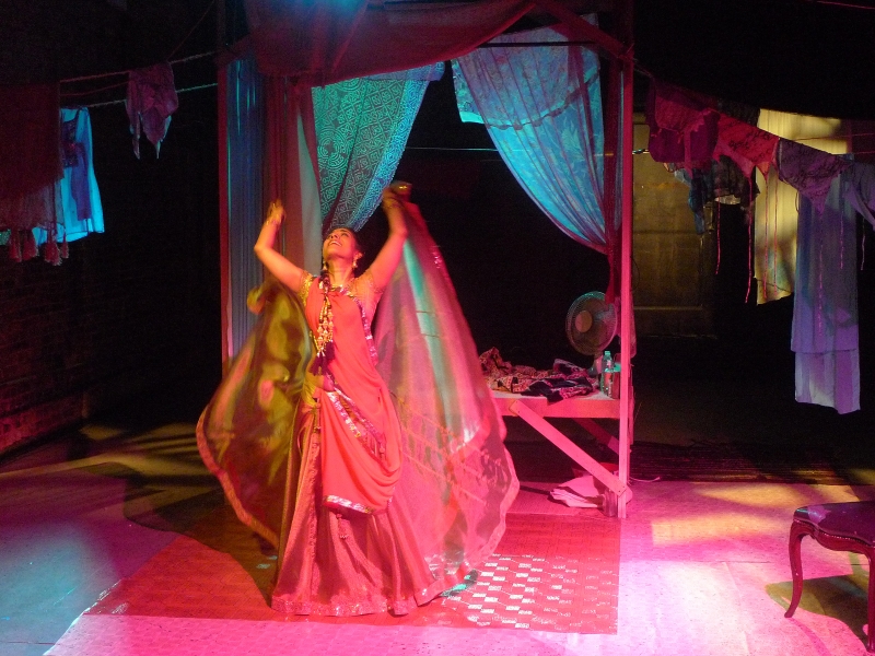 Interview: Dipti Mehta of HONOUR: CONFESSIONS OF A MUMBAI COURTESAN on MarshStream's 'Solo Arts Heal' Series Has Amazing Stories to Tell Image