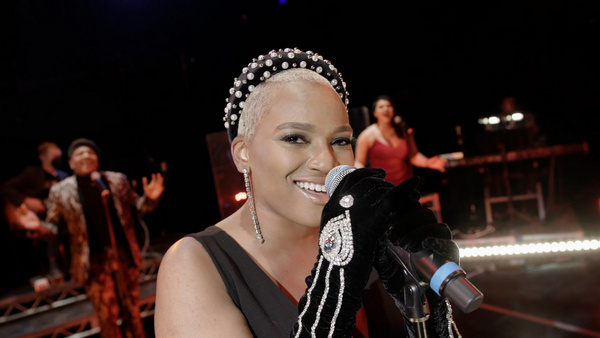 Photo Flash: Porchlight Music Theatre Presents CHICAGO SINGS ROCK AND ROLL BROADWAY Image