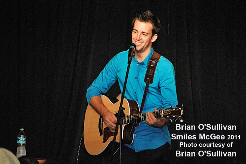 Interview: Singing Comedian Brian O'Sullivan On LITTLE FISH & His BIG LAUGHS Image