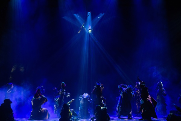 PHOTO/VIDEO: Get A First Look At WICKED In South Korea Image