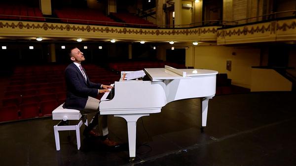 Photo Flash: Porchlight Music Theatre's Virtual Performance 'New Faces Sing Broadway 1961' Premieres Today Image