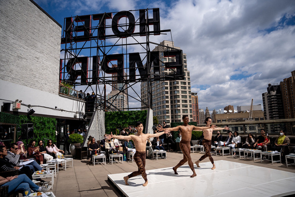 Photo Flash: iHeartDance NYC Soars on an Uptown Rooftop Bringing Dance Back To Life Image
