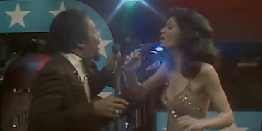 VIDEO: Watch Billy Davis Jr. and Marilyn McCoo on Stars in the House- Live at 8pm! Photo