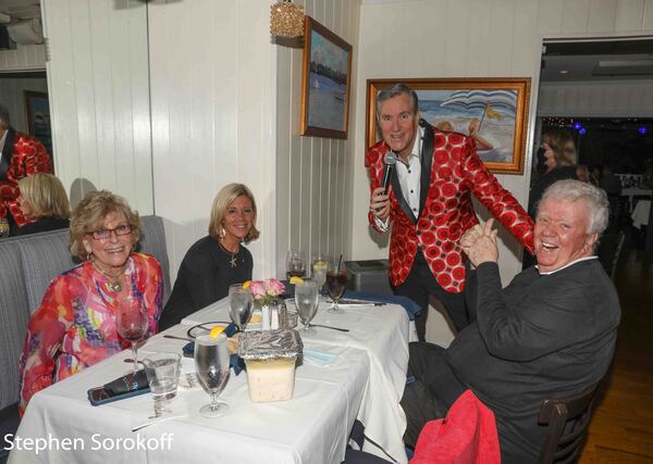 Photo Coverage: Rob Russell Returns to the Pelican Cafe Cabaret Image
