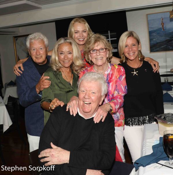 Photo Coverage: Rob Russell Returns to the Pelican Cafe Cabaret Image