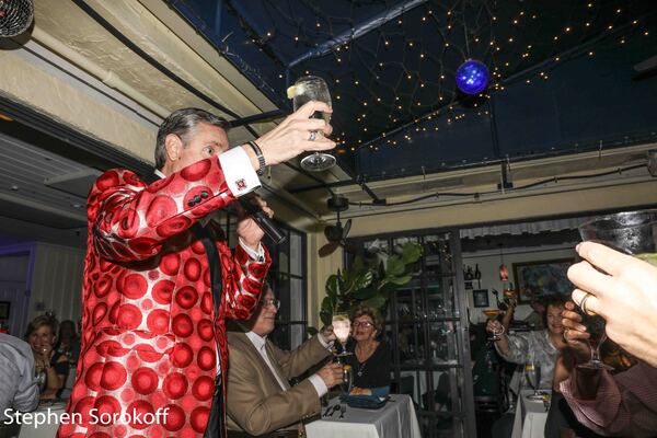 Photo Coverage: Rob Russell Returns to the Pelican Cafe Cabaret Image