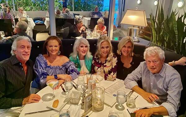 Photo Coverage: Marilyn Maye Goes Out To Dine And Winds Up Singing For Her Supper at Table 26 Image
