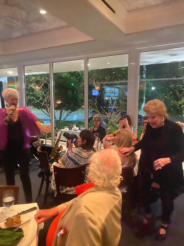 Photo Coverage: Marilyn Maye Goes Out To Dine And Winds Up Singing For Her Supper at Table 26 Image