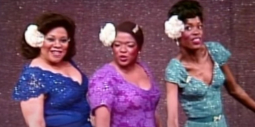 VIDEO: On This Day, May 9- AIN'T MISBEHAVIN' Opens On Broadway Photo