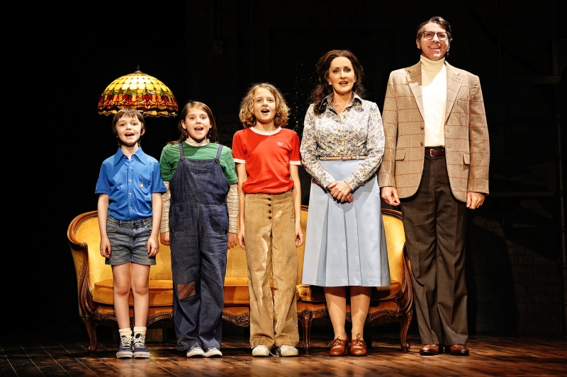 Review: The Musical Adaptation of Alison Bechdel's Graphic Memoir Comes To Life With Power And Poignancy In The Australian Premiere of FUN HOME Image