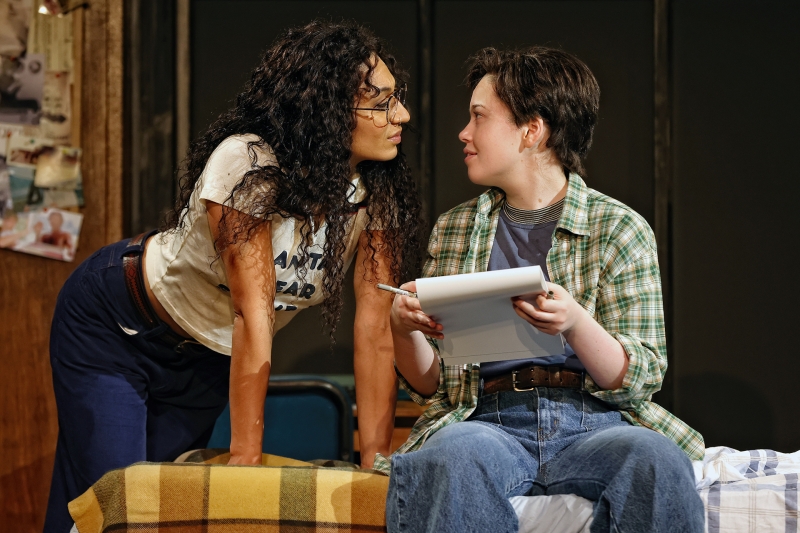 Review: The Musical Adaptation of Alison Bechdel's Graphic Memoir Comes To Life With Power And Poignancy In The Australian Premiere of FUN HOME Image