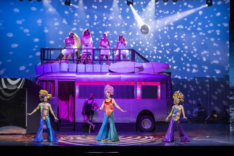 Review: PRISCILLA, QUEEN OF THE DESERT at Crown Theatre Image
