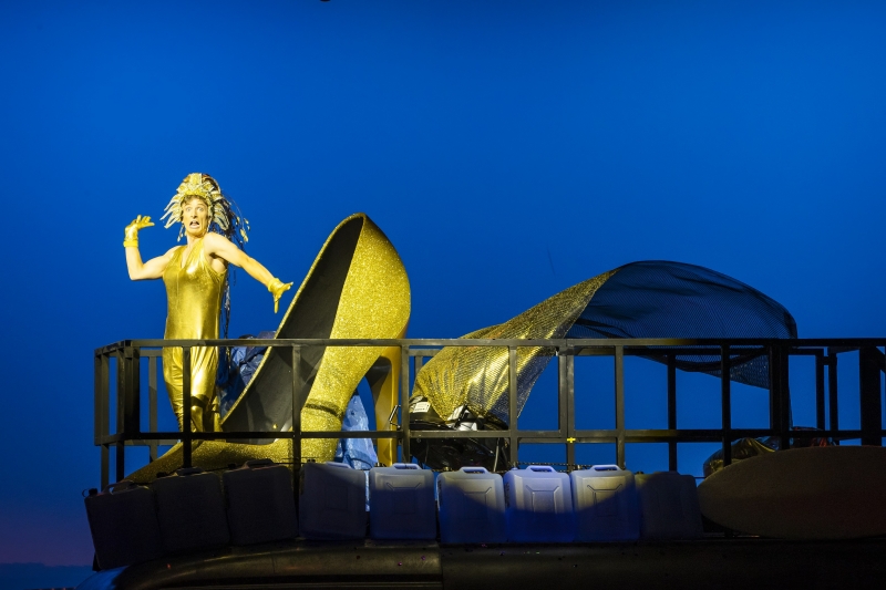 Review: PRISCILLA, QUEEN OF THE DESERT at Crown Theatre Image