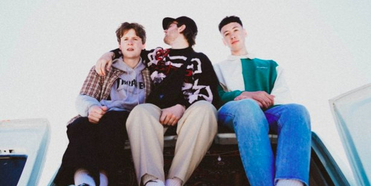 SUPERLOVE Announce Brand New EP '...but for the moment' Photo
