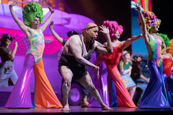 Photo Flash: First Look at PRISCILLA QUEEN OF THE DESERT at Crown Theatre Image