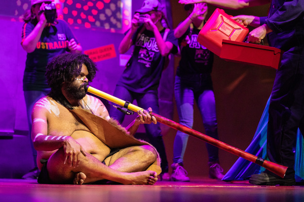 Photo Flash: First Look at PRISCILLA QUEEN OF THE DESERT at Crown Theatre Image