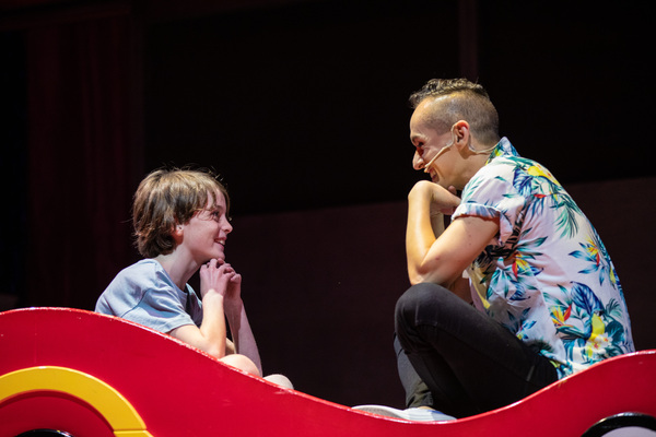 Photo Flash: First Look at PRISCILLA QUEEN OF THE DESERT at Crown Theatre Image