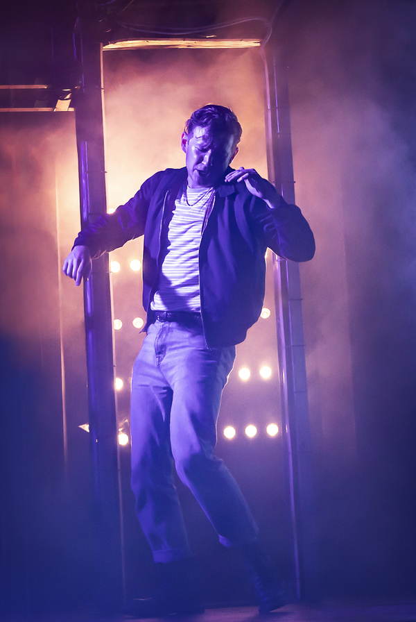 Photo Flash: First Look at CRUISE at the Duchess Theatre Image