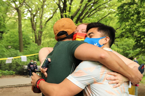 Group hug ? Hansel Tan, Cara Reichl and Devin Ilaw.  Photo