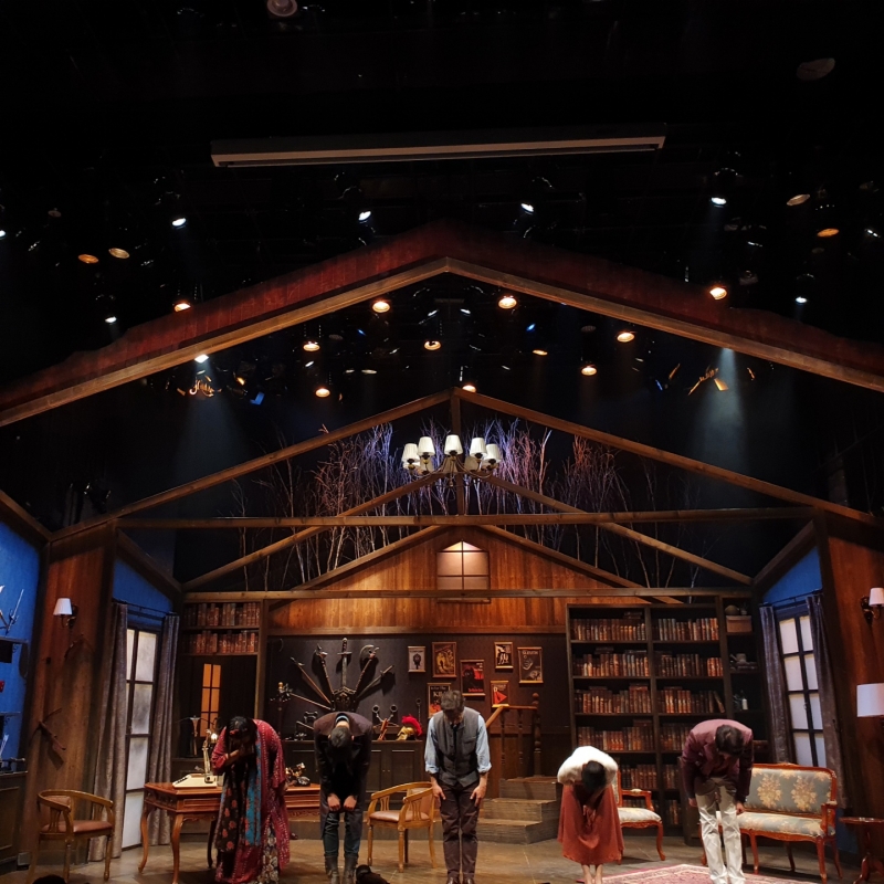 Review: DEATHTRAP  at Plus Theater 