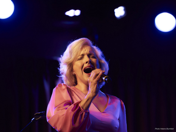Photo Flash: Alice Ripley Hits the Stage at The Green Room 42 