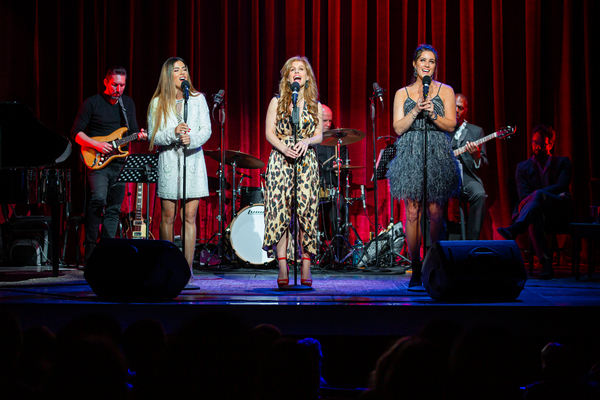 Photo Flash: Inside The First MONDAY NIGHT AT THE APOLLO Concert Image