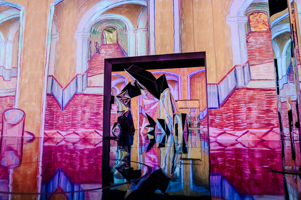 Photo Flash: First Look at IMMERSIVE VAN GOGH at Pier 36 Image
