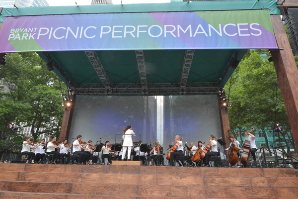 Photo Coverage: Jessica Vosk & More Kick Off New York Philharmonic's Bryant Park Picnic Performances  Image