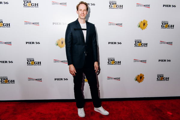 Photo Flash: On the Red Carpet at the Preview Event For IMMERSIVE VAN GOGH 