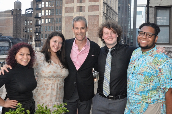 Flor Rosales-Euceda, Gizelle Ysalgue, James Ludwig, Charlie Beck and Ifedayo (Thomas) Photo