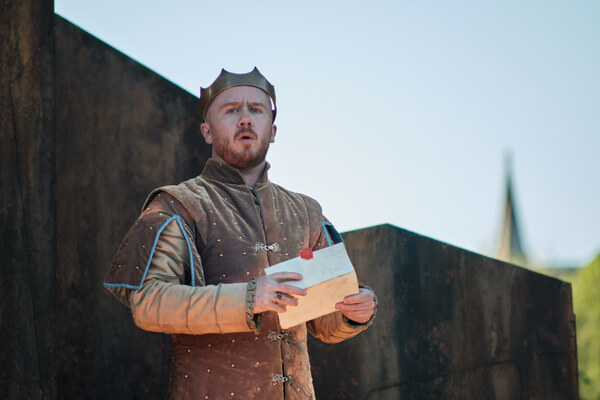 Photo Flash: The Lord Chamberlain's Men Presents MACBETH Image