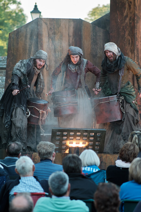 Photo Flash: The Lord Chamberlain's Men Presents MACBETH Image
