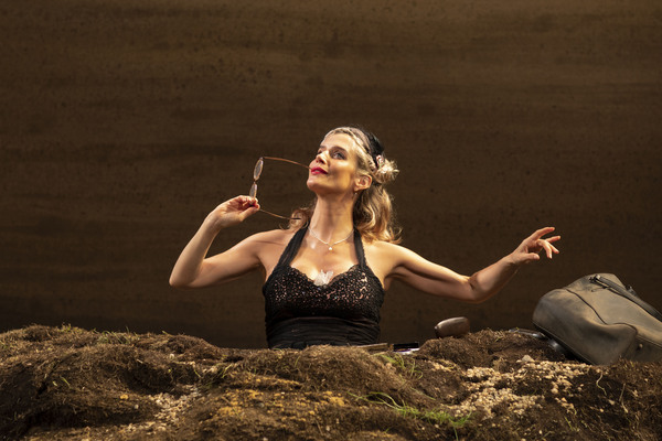 Photo Flash: First Look at HAPPY DAYS at Riverside Studios Image