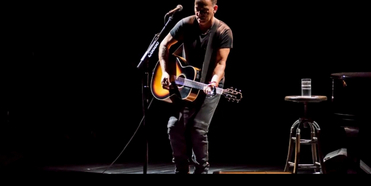 SPRINGSTEEN ON BROADWAY Will Allow Guests Vaccinated With FDA or WHO Approved Vaccine Photo