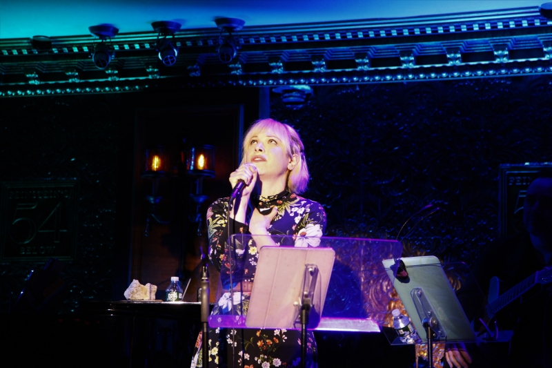 Review: SHAKINA NAYFACK Makes It Through In WHATEVER GETS YOU THROUGH IT at Feinstein's/54 Below  Image