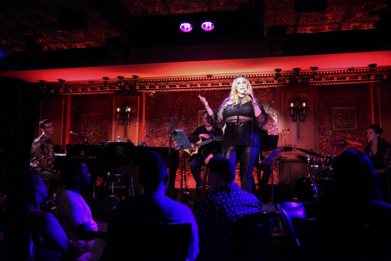 Review: SHAKINA NAYFACK Makes It Through In WHATEVER GETS YOU THROUGH IT at Feinstein's/54 Below  Image