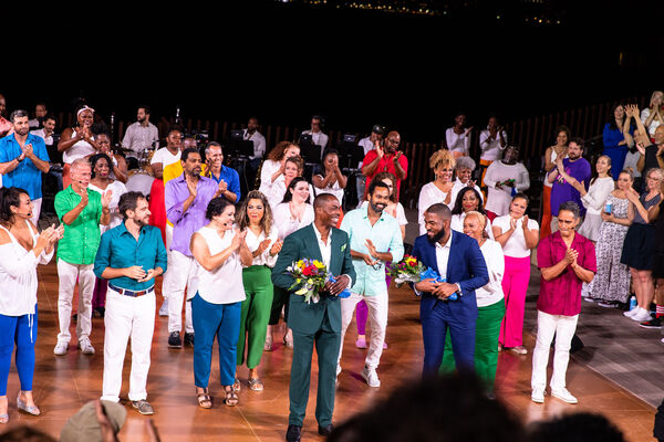 Photo Flash: See Norm Lewis, Jennifer Nettles, Phylicia Rashad & More at Broadway Inspirational Voices' Little Island Concert Image